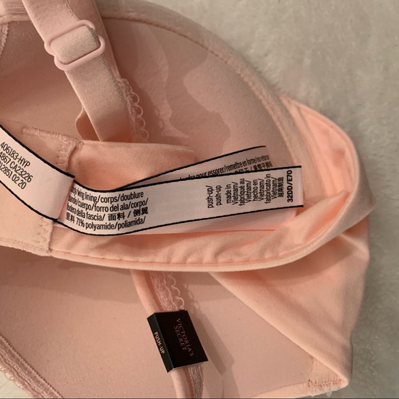 NWT Body by Victoria Secret Push-Up Plunge Bra 32DD - Picture 10 of 11